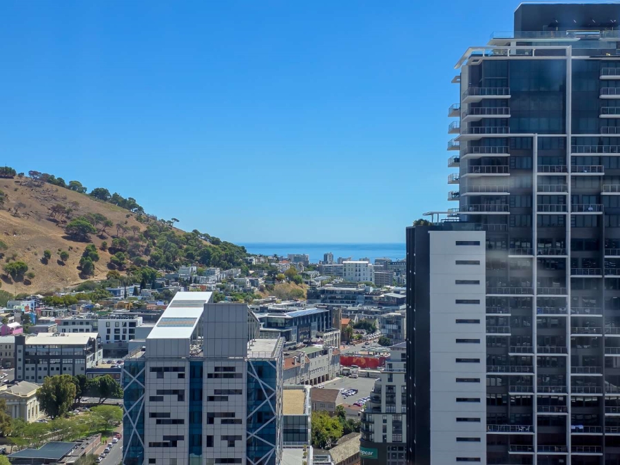 2 Bedroom Property for Sale in Cape Town City Centre Western Cape